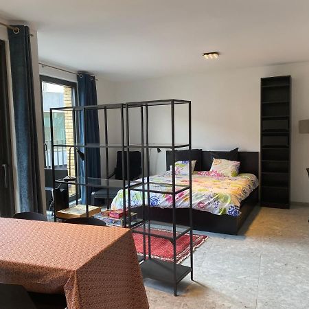 Studio Near Shopping K In K New Bright And Central Κόρτρικ Εξωτερικό φωτογραφία