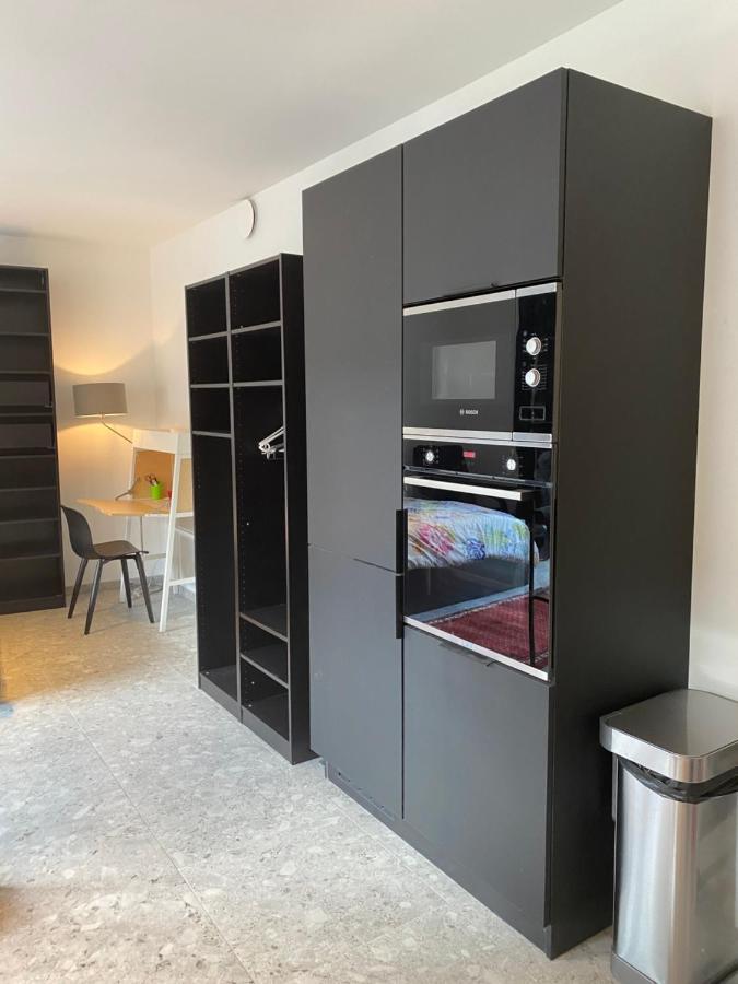Studio Near Shopping K In K New Bright And Central Κόρτρικ Εξωτερικό φωτογραφία